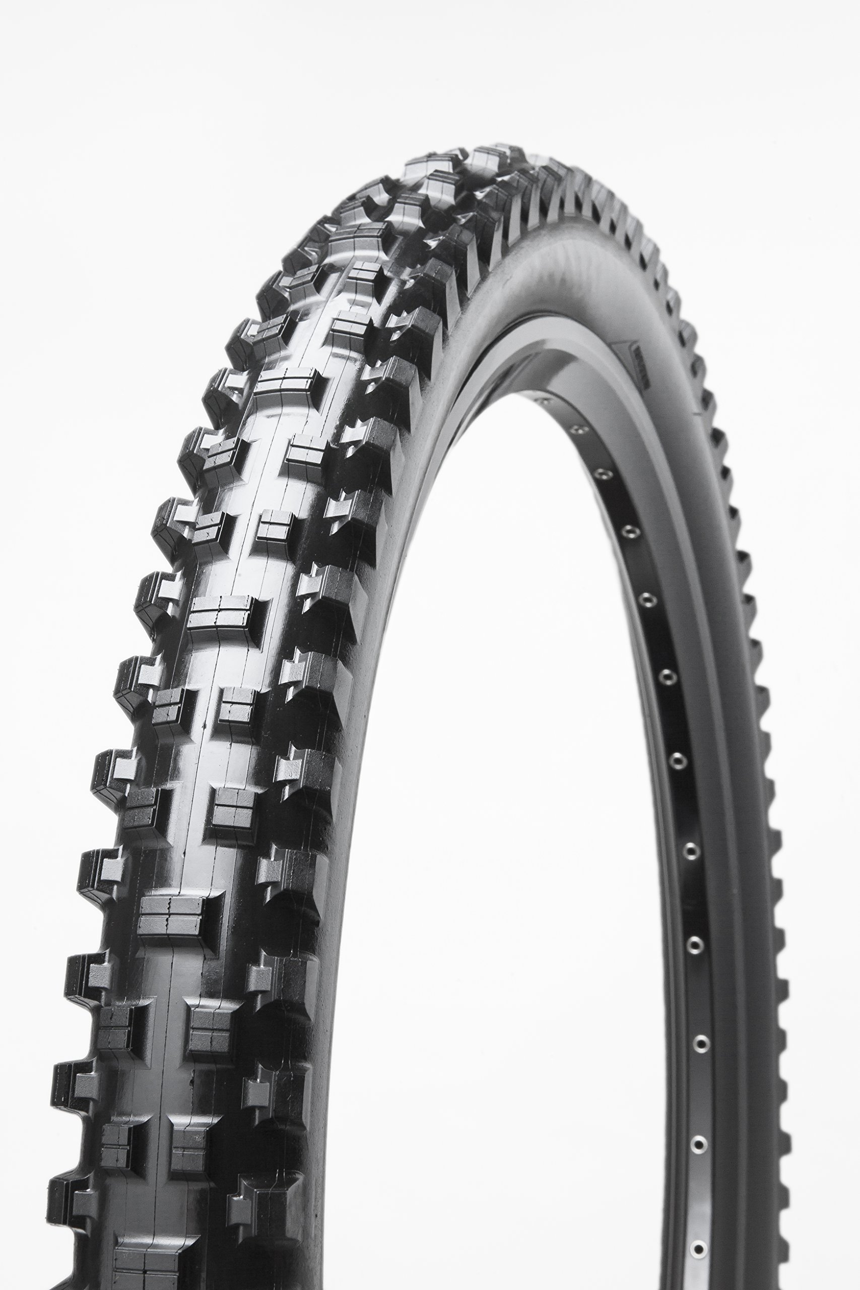 Amazon | MAXXIS(マキシス) SHORTY 26 X2.40 TB72911000 | Maxxis | タイヤ